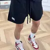 Marca de Moda Trendy Estilo Hong Kong Diseño de Marca Nicho Pantalones Cortos Casuales para Hombre Verano 2025 Nuevos Pantalones Cortos Deportivos Holgados de Cinco Puntos