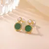 Yi Lu Yin Plata de Ley S925 Chapado en Oro Pendientes de Botón de Jade Ganqing Moda Simple Temperamento Versátil Viaje Diario Pendientes Redondos de Plata