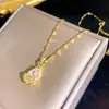 Colar de Zircônia Exquisita Micro-incrustada Versátil de Luxo Leve Europeu e Americano para Mulheres Corrente de Clavícula Simples Tendência Ins Celebridade da Internet Acessórios
