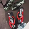 Chanclas de playa antideslizantes para hombre, estilo nuevo de verano 2026, sandalias de hombre de color liso de moda