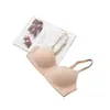 Venda Direta da Fábrica Venda Quente Transfronteiriça Cor Sólida Simples Sem Costura Base Líquida Sutiã Invisível para Seios Pequenos, Lingerie Push-Up e Lift-Up para Mulheres