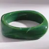 Pulseras Abiertas de Resina Colorida Europeas y Americanas, Pulseras de Resina Irregulares Geométricas Manchadas, Accesorios de Mano Exagerados Transfronterizos para Mujeres