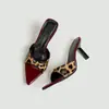 2026 Nuevos Zapatos de Mujer de Estilo Europeo y Americano Sexy de Tacón Medio con Punta Abierta y Punta Aguda Estampado de Leopardo Sandalias Versátiles para Exteriores