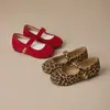 Aumento de Altura Interior 3cm Zapatos de Mujer Mary Jane Retro, Zapatos Planos de Suela Suave, Boca Poco Profunda, Versátiles y Cómodos Zapatos de Abuela, Estilo Mori