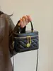 Bolsa caixa de alta qualidade para mulheres, versátil, novo estilo 2026, bolsa de ombro única transversal da moda, bolsa de mão quadrada pequena feminina, transfronteiriça