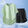 Conjunto deportivo de dos piezas para verano, atuendo atlético de seda helada, secado rápido, unisex, conjunto para parejas, adecuado para fitness y correr, top de manga corta y shorts