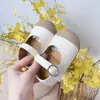 Sapatos de Princesa Estilo Coreano para Bebês de 0 a 2 Anos, Sapatinhos de Couro para Meninas, Calçados para Bebês e Crianças Pequenas, Sola Macia, Antiderrapante, Sapatinhos Infantis Respiráveis e Antiderrapantes