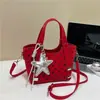 Nova Bolsa Saco de Bolinhas Vermelhas 2026 para Mulheres, Bolsa de Mão Fofa com Pingente de Estrela, Bolsa Transversal Versátil para Meninas