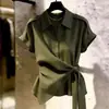 Elegante camisa con cinturón 2026 verano manga corta cuello camisero corte entallado top elegante para ir al trabajo y uso versátil para mujer