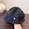 Sombrero de Pescador Vintage de Cuero PU con Presión Trasera para Mujer, Sombrero de Cubo Versátil Japonés de Invierno, Tendencia de Sombrero de Cubo Casual Estilizado para Adelgazar el Rostro