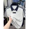 Camisa Polo de Manga Corta con Bloques de Color y Tres Rayas Estilo Americano para Hombre, Camiseta Rayada Juvenil de Verano con Media Cremallera, Fresca de Manga Corta