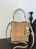 2026 Nuevo Bolso Cubo de Moda de Alta Gama Versátil de Tendencia para Mujer, Popular Bolso de Hombro Cruzado Retro de Lujo Ligero de Alto Valor