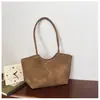 Bolsa Feminina Estilo Coreano Simples Retrô com Textura Trançada 2026 Nova Grande Capacidade Moda Versátil Bolsa de Ombro Bolsa de Mão para o Dia a Dia