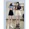 Shorts de Mezclilla Off-White para Mujer, Tendencia de Verano Versátil Estilo Delgado con Bordes Enrollados, Cubre Cadera Forma de Pera de Cintura Alta Corte A Pierna Ancha Hot Pants