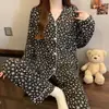 Pijama de Luxo Leve Feminino Primavera Tecido Amassado Manga Longa Calça Fina Doce Bolinhas Conjunto Roupa de Fora Roupas de Casa Atacado