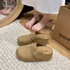 Mules cerrados de cuero genuino con suela gruesa para aumentar la altura para mujer, nuevos zapatos perezosos tipo Birkenstock para otoño de 2026
