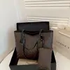 Bolsa Tote Texturizada com Estampa Vintage para o Dia a Dia, de Ombro, Moda Europeia e Americana Feminina, Nova Moda 2026, Bolsa de Grande Capacidade