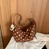 Bolsa casual de gran capacidad para mujer, nueva bolsa de hombro ligera para el verano 2026, bolso tipo cubo tote de lunares