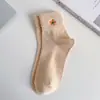 Calcetines de Primavera y Verano para Mujer, Calcetines de Media Pantorrilla, Calcetines de Algodón Peinado con Bordado Floral, Calcetines para Mujer Anti-Olor y Absorbentes de Sudor, Calcetines para Mujer al por Mayor de Zhuji
