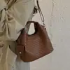 Bolso tipo cubo para mujer 2026, súper popular, estilo commuter simple, bolso de hombro y cruzado, moderno y versátil, con un toque de alta gama