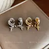 Pinza para Oreja con Colgante de Estrella Electrochapado en Oro Real de 18K, Lujo Ligero, Gama Alta, Modernos, Pendientes Sencillos, Pendientes Exquisitos y Versátiles para Mujer