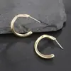 Nuevos pendientes de personalidad de moda nicho alta gama súper brillantes diseño metálico estilo frío pendientes de temperamento línea moda geniales