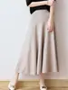 Saia Feminina Plissada de Malha Cor Sólida Cintura Alta Moda Linha A Solta Casual Roupa de Trabalho Nova Primavera e Verão 2026