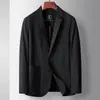 Traje Casual para Hombre Primavera/Verano 2025 Textura de Gofre Sin Costuras Resistente a las Arrugas Chaqueta de un Solo Botón para Jóvenes y de Mediana Edad Estilo Delgado de Lujo para Negocios