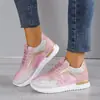 2023 novo comércio exterior transfronteiriço tamanho grande sapatos femininos Sudeste Asiático Lazada Amazon sapatos esportivos casuais combinação de cores bolo esponja