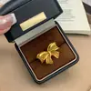 Anillo de Lazo Grande Dorado de 24 Quilates con Color Duradero Mismo Estilo que Tienda de Oro para Mujer Elegante al Aire Libre Lujo Ligero Versátil Joyería
