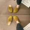 Novas Chinelos Femininos Fechados e Foscos Slip-on 2026, Meio Chinelos Preguiçosos de Verão para Exterior, Tendência de Sapatos Birkenstock de Veludo