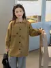 Gabardina de longitud media estilo coreano para niños Aimobebe, para niños mayores, con cuello de solapa, diseño casual de un solo botón y una prenda exterior casual