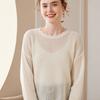 Outono e Inverno novo suéter de caxemira manga comprida renda francesa pescoço redondo cor sólida oco blusa feminina commuter elegante