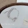 Broche de Pérola Elegante Francês, Pulseira com Pingente de Saturno para Mulheres, Simples, Exquisita, Luxo Leve, Alta Qualidade, Joia Versátil de Nicho
