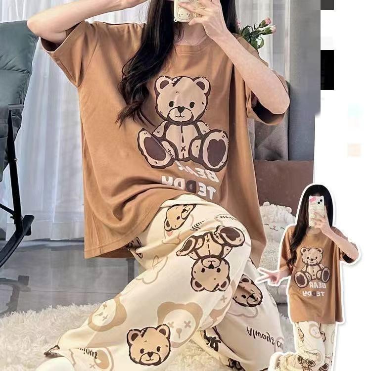 棕色娃娃熊