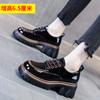 Sapatos femininos de couro com sola grossa 2024 novo outono estilo britânico bico redondo combinação de cores moda estilo western salto grosso aumento de altura mocassins