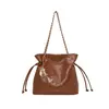Bolso Nuevo de Nicho de Lujo Estilo Chanel, Bolso de Cadena Acolchado, Bolso Cubo de Gran Capacidad para el Trabajo, Bolso de Hombro, Lujo Ligero