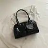 Bolsa de Mão Estilo Hong Kong para o Dia a Dia Bolsa de Ombro Retro de Alta Qualidade Feminina 2026 Nova Bolsa Boston Mensageiro de Grande Capacidade