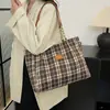 Bolso Grande de Viaje para Mujer 2024 Nuevo Otoño e Invierno Estilo Relajado Bolso de Hombro Cruzado Bolso Tote a Cuadros con Cremallera