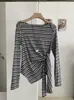 KEKEZOON Camiseta de Manga Larga Ajustada de Color Sólido con Hombros Descubiertos Irregular y Corbata con Collar para Mujer 8869
