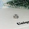Otoño e Invierno Croix De Croix Flor de Lirio Clavo para Hélice de Oreja Pendientes de Acero de Titanio Médico con Rosca Pendientes Versátiles y Elegantes para Mujer