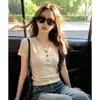 Tricô Feminino Estilo Old Money Gola V Botões Manga Curta Malha Top para Mulheres 2026 Verão Emagrecedor Amigo da Pele Respirável Top
