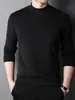 Sudadera de color liso con cuello medio y manga larga para hombre, corte holgado, adecuada para primavera y otoño, deportes casuales, capa base moderna, estilo adelgazante