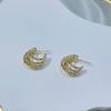 Aretes de Aro C Torcidos Multicapa Estilo Metal Sensación de Diseño Aretes Torcidos Dorados Aretes Distintivos Estilo Frío para Mujer