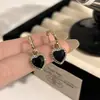 Pendientes Mismo Estilo de Blooming Xu Xikai Zhang Yuqi Lujo Accesible Pendientes de Corazón Negro de Gama Alta Pendientes de Diseño Nicho
