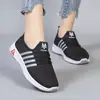 Zapatos de Tela Estilo Nuevo Old Beijing, Zapatos de Mujer, Zapatos Casuales, Zapatos para Caminar de Mediana Edad y Personas Mayores, Suelas Blandas, Cómodos Antideslizantes Zapatos para Madre