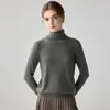 Nuevo suéter de cachemira de cuello alto para mujer, suéter base de punto de cachemira de manga larga, top casual simple de color liso para el día a día