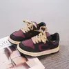 Zapatillas para Niñas 2026 Primavera Nuevas Zapatillas Deportivas Infantiles de Suela Suave Zapatos Casuales para Niños Zapatillas de Caña Baja Transpirables de Suela Suave