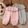 Calça Infantil Estilo Outono Calça Jogger 2026 Nova Calça Casual para Bebê Calça de Moletom Infantil Calça Longa Estilosa para Meninas