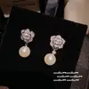 Pendientes de Flor de Hada Esmeralda Flores Ricas y Nobles Encantadores Pendientes de Zirconia Rosa y Perla Combinación